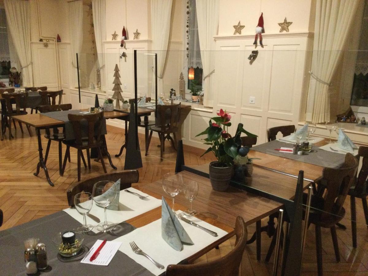 Hotel Restaurant Raben Linthal 외부 사진