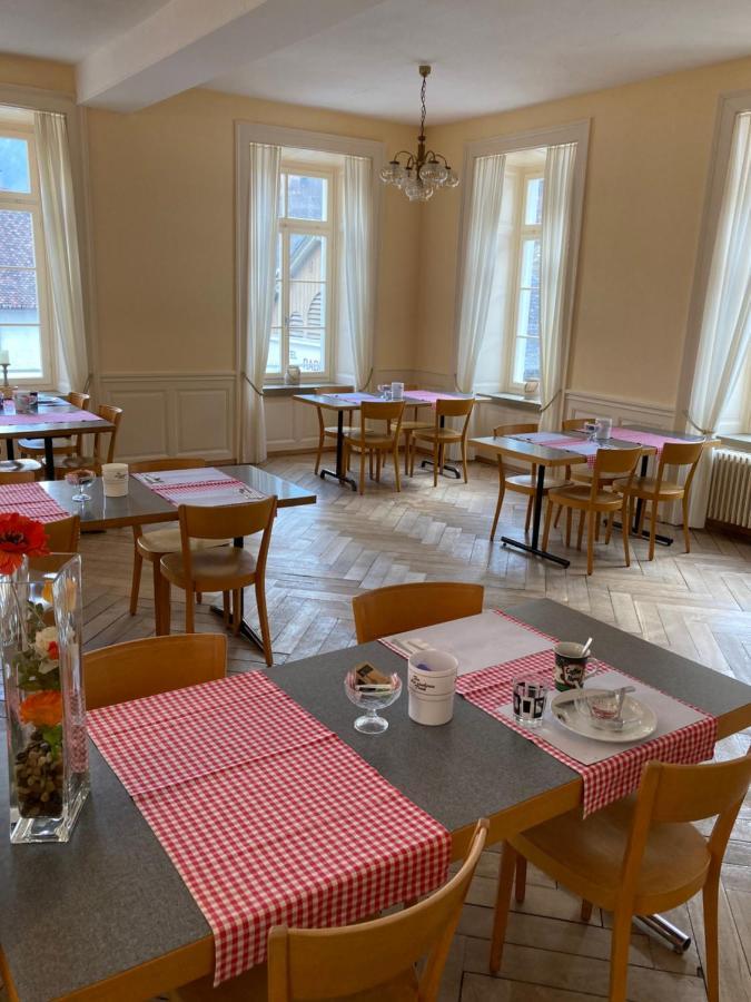 Hotel Restaurant Raben Linthal 외부 사진