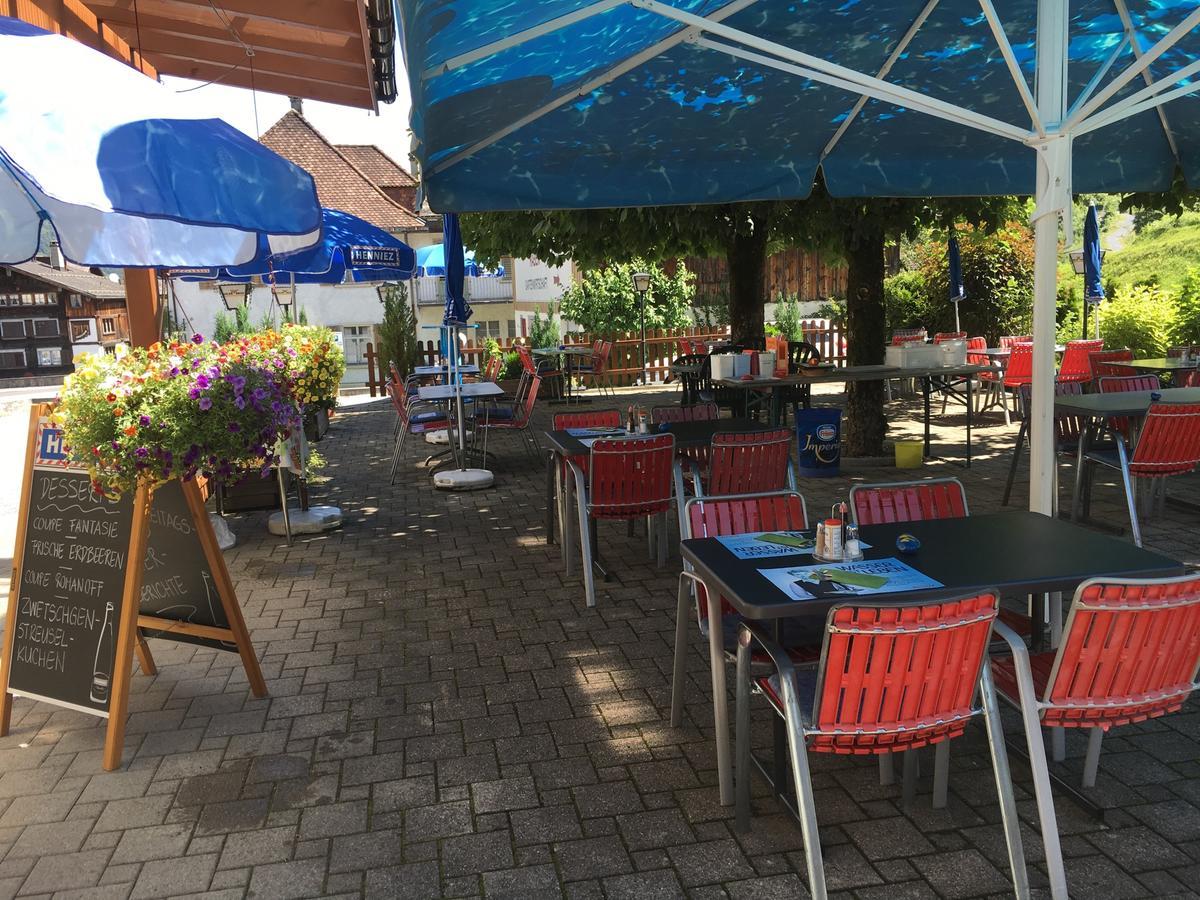 Hotel Restaurant Raben Linthal 외부 사진