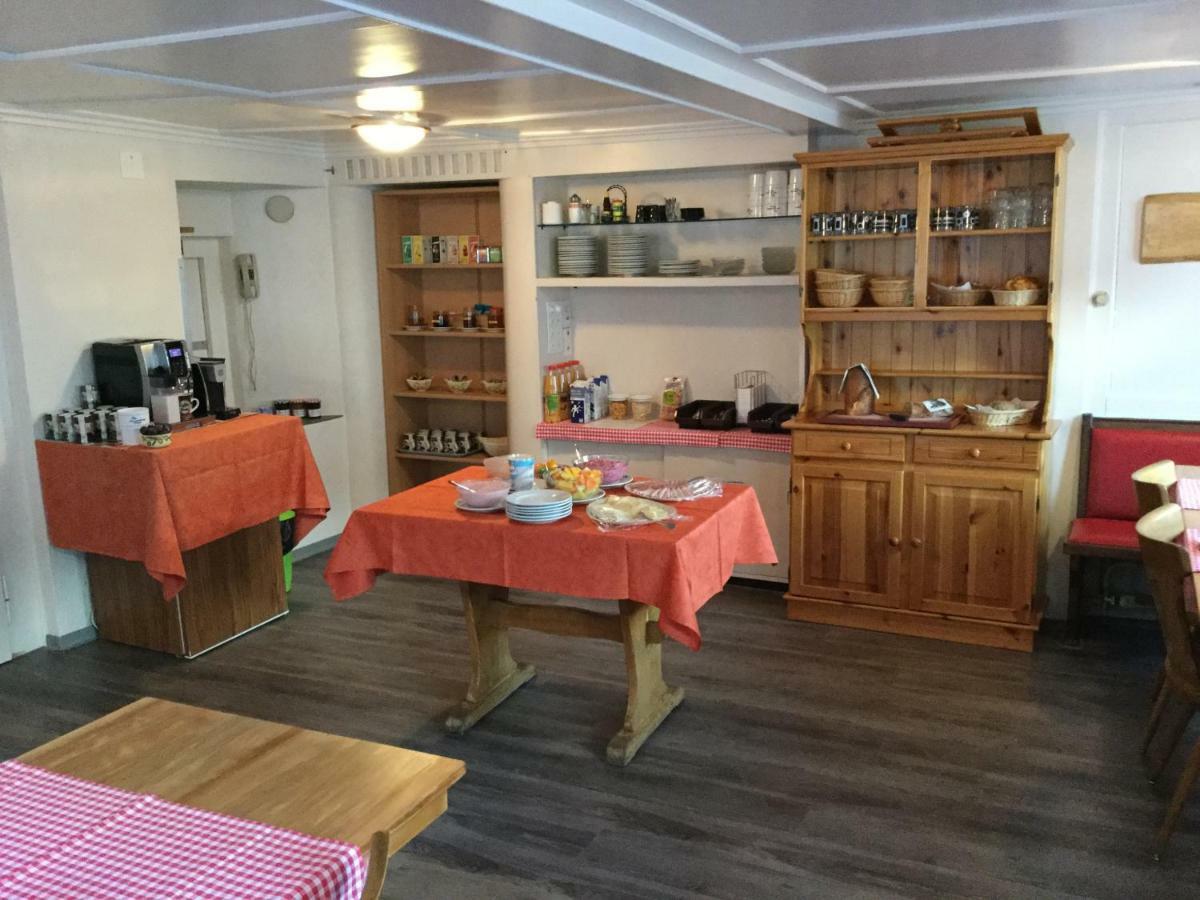 Hotel Restaurant Raben Linthal 외부 사진