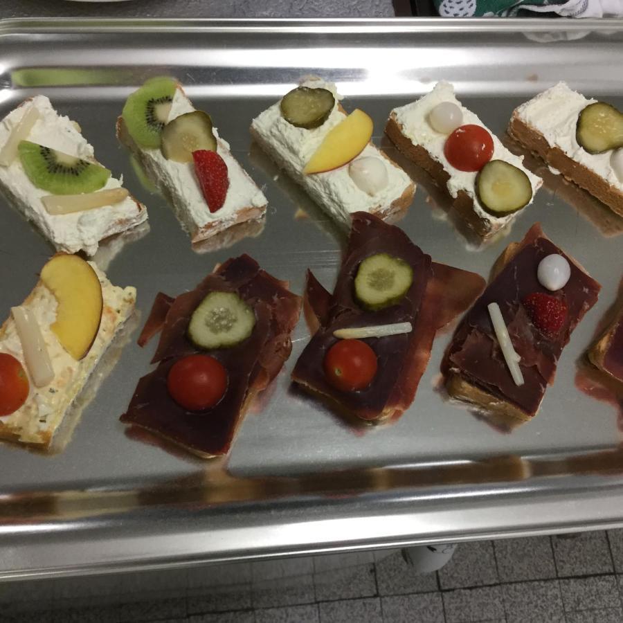 Hotel Restaurant Raben Linthal 외부 사진